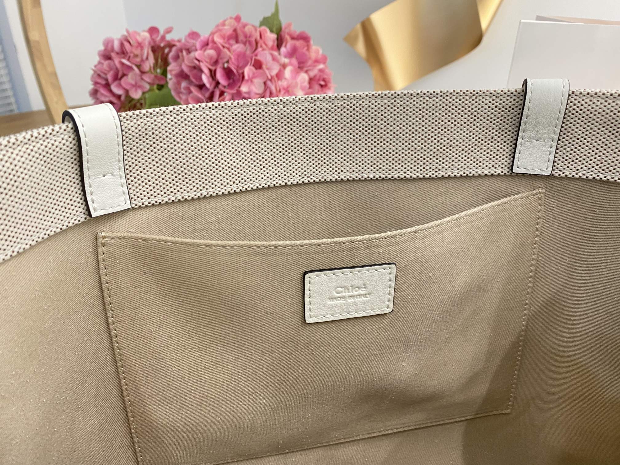 Chloe Large Woody Tote Bag In Linen 